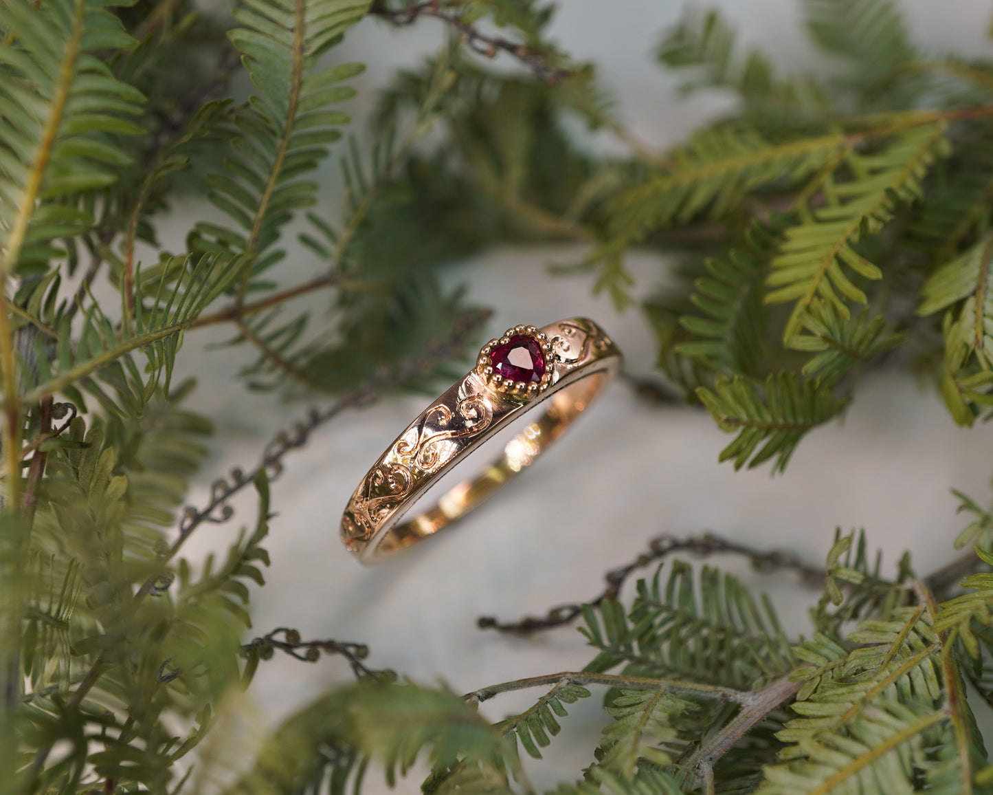 Fascia alta con rubino